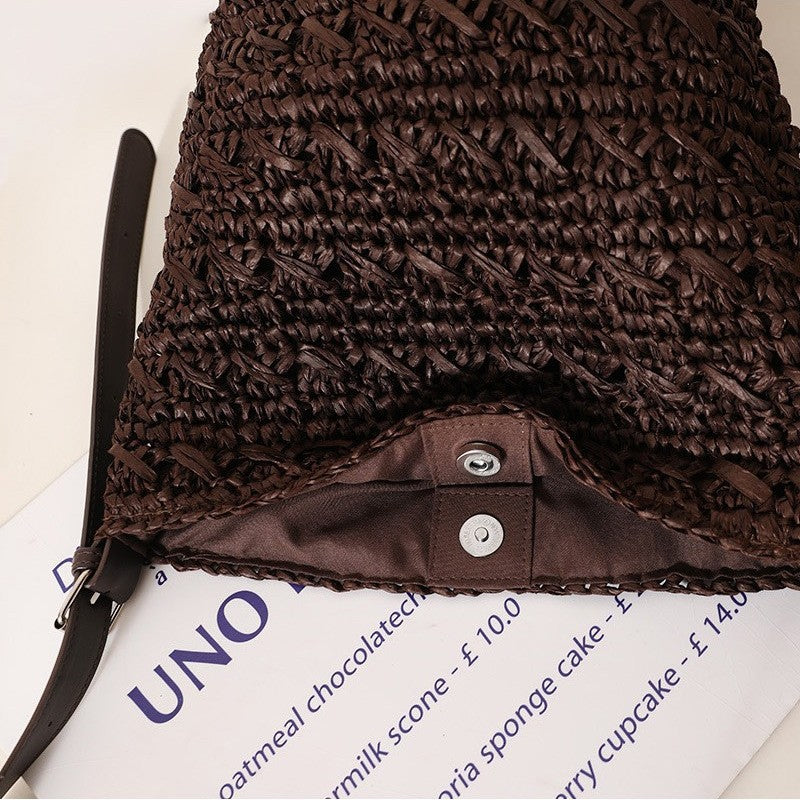 Handmade shoulder bag in high-quality natural material Skanto