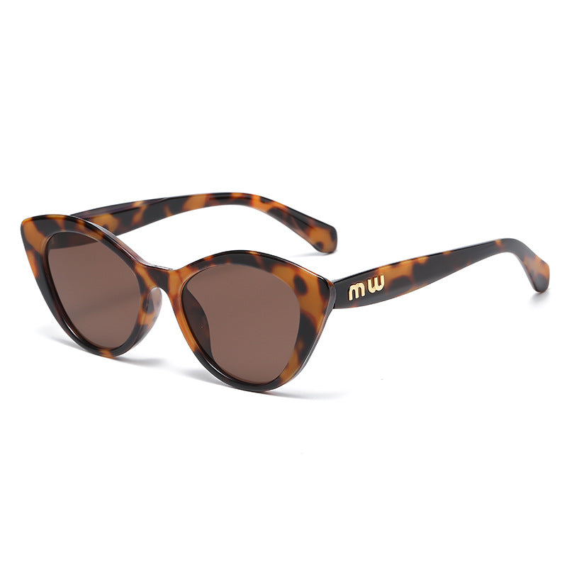 Kvinnenes fashionable cat-eye solbriller med UV-beskyttelse Skanto