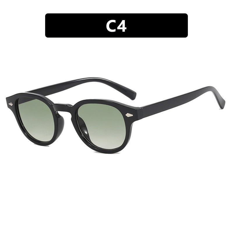 Dame moteriktig solbrille i elegant stil Skanto