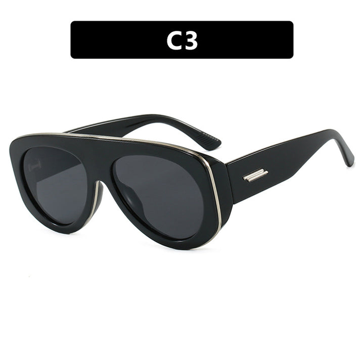 Women's extravagant sunglasses in a striking design Skanto