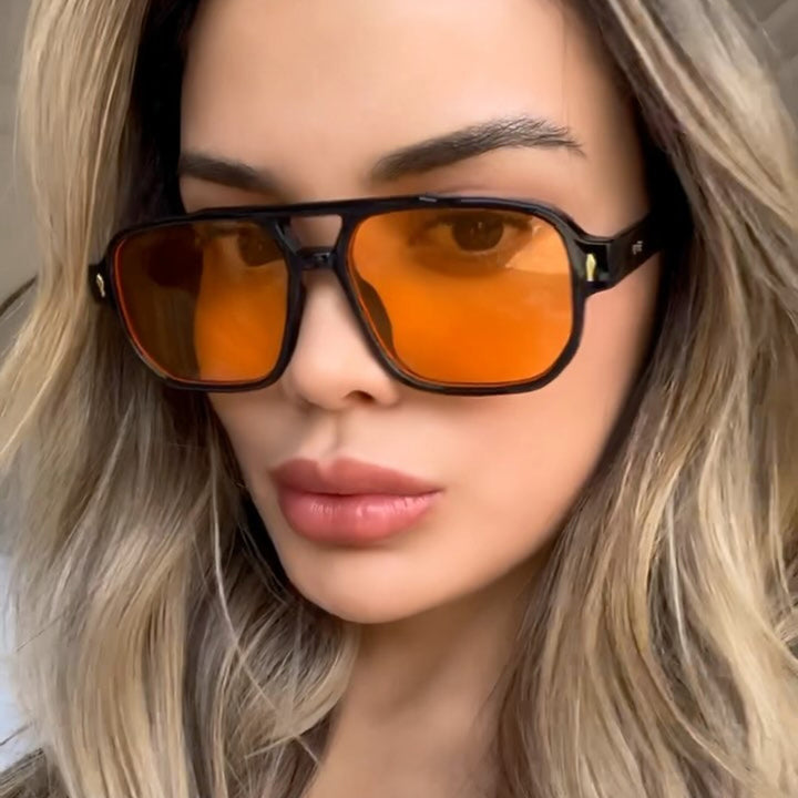 Women's fashion square sunglasses with luxurious details Skanto