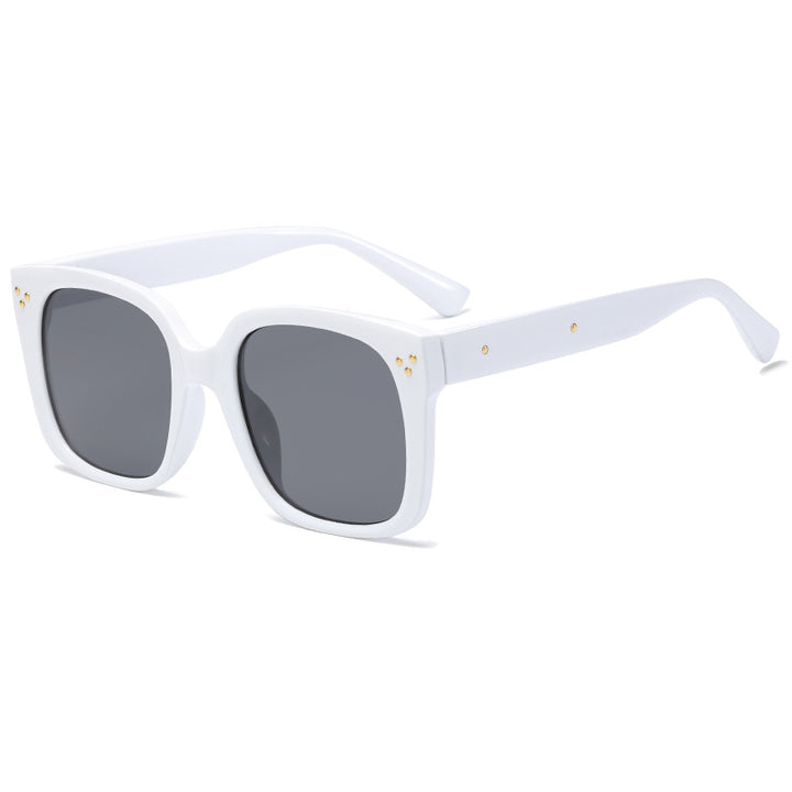 Dame firkantet solbrille med innovativ ramme og UV-beskyttelse Skanto
