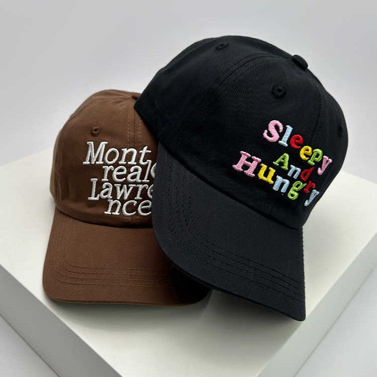 Herres stilige broderte caps Skanto