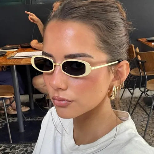 Women's fashionable glasses with elegant metal frame and fine accents Skanto
