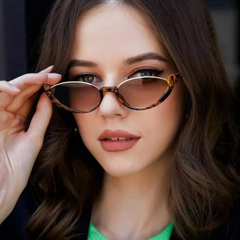 Women's elegant sunglasses in stylish cat-eye design Skanto
