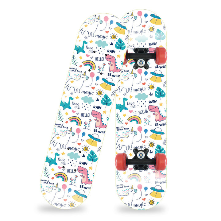 Cartoon-Inspirert Mini Skateboard Skanto