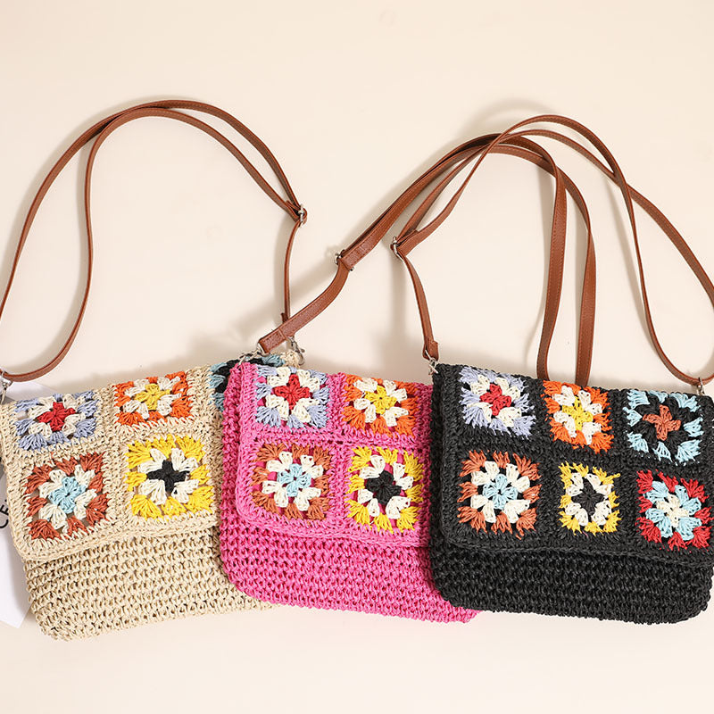 Modern shoulder bag with colorful crochet pattern Skanto