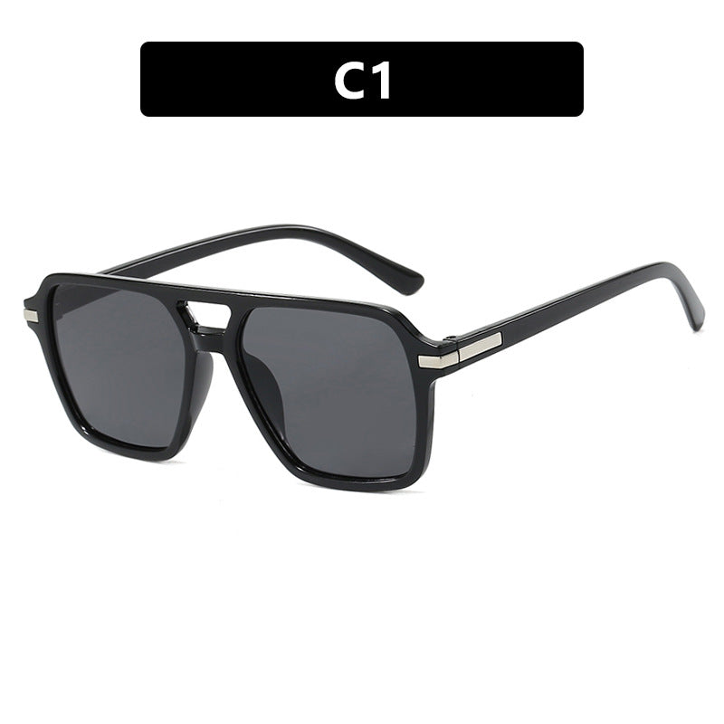 Women's fashionable rectangular sunglasses with stylish design and UV protection Skanto