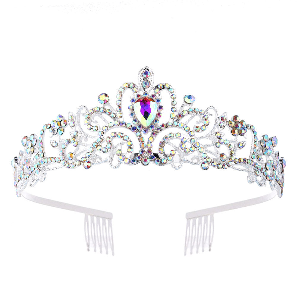 Damer Glitrende Krystall-Tiara med filigran design Skanto