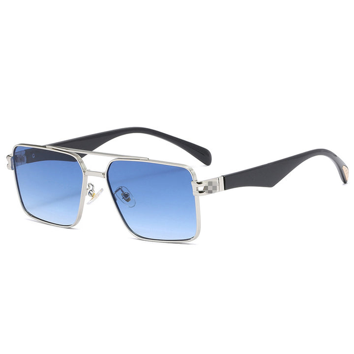 Dame designer solbrille med ekstravagant metallramme Skanto