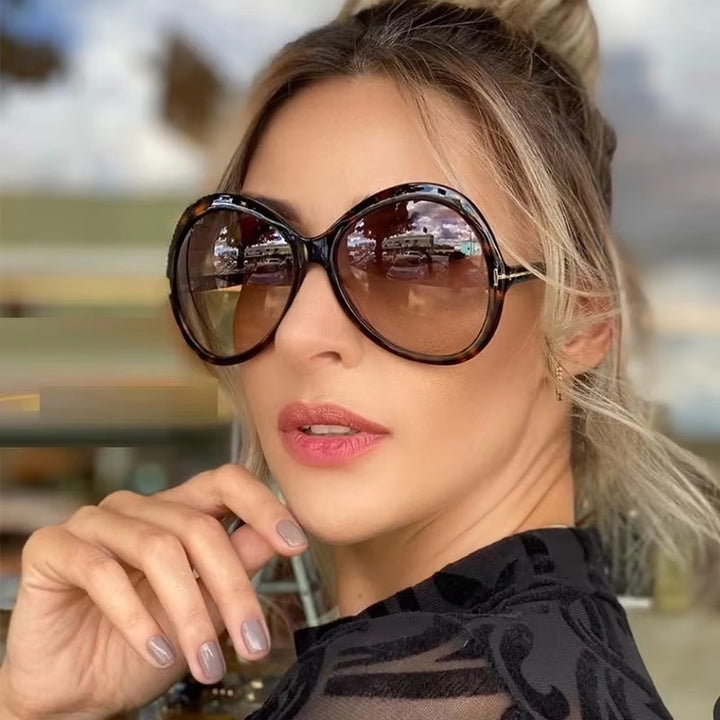 Women's oversized sunglasses in elegant design Skanto