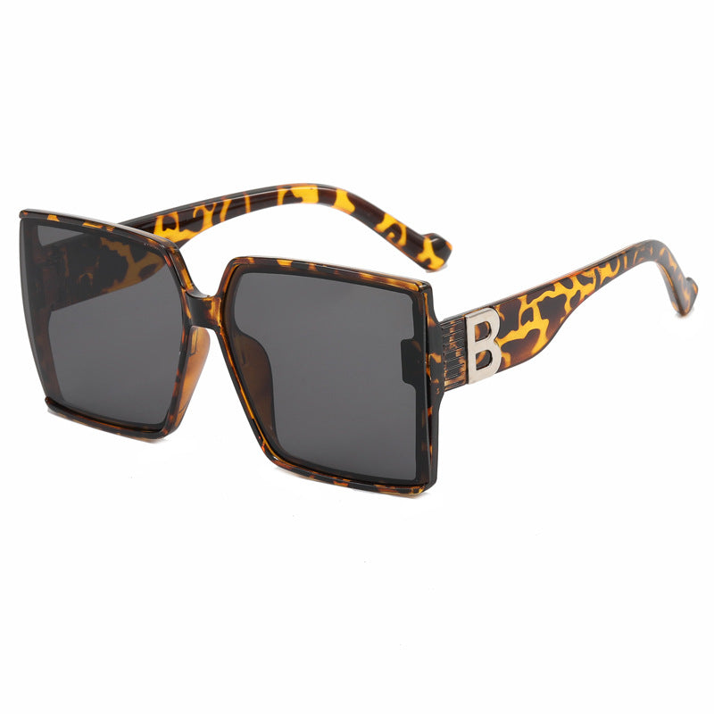 Dame Overdimensjonert Solbrille med luksuriøs Detalj Skanto