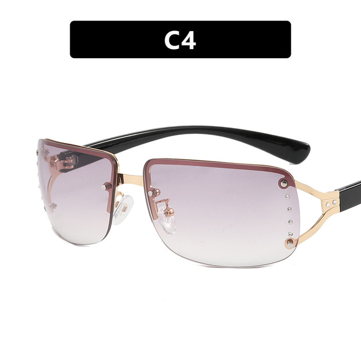 Women's extravagant sunglasses in modern design with fine accents Skanto
