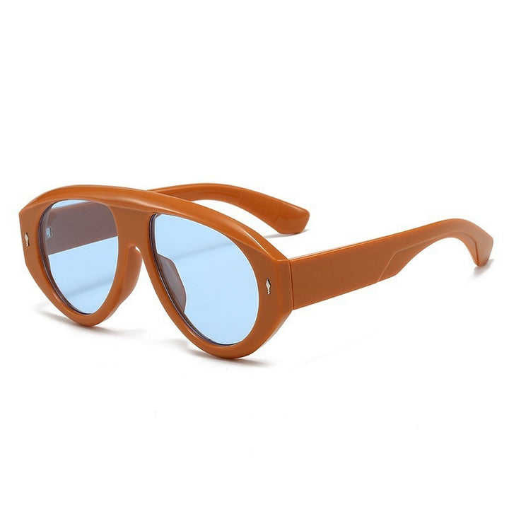Women's modern fashion sunglasses in futuristic design Skanto