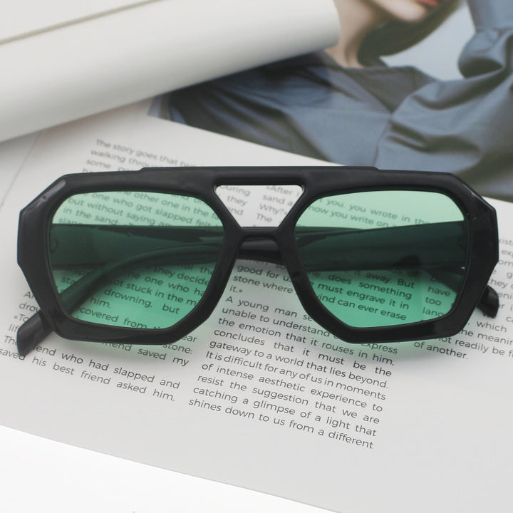 Dame fashionable sekskantet brille Skanto