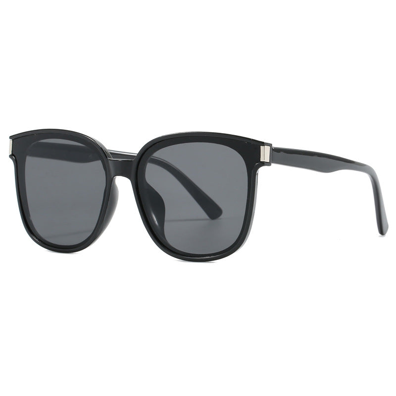 Women's fashionable sunglasses with high-quality, transparent plastic frame Skanto