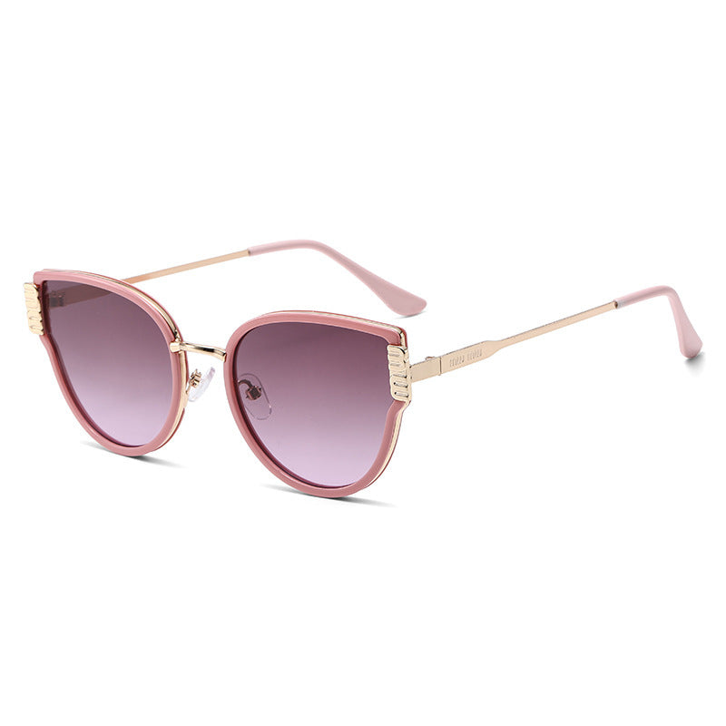 Damer Cat-Eye solbriller med elegante fremhevede linser Skanto