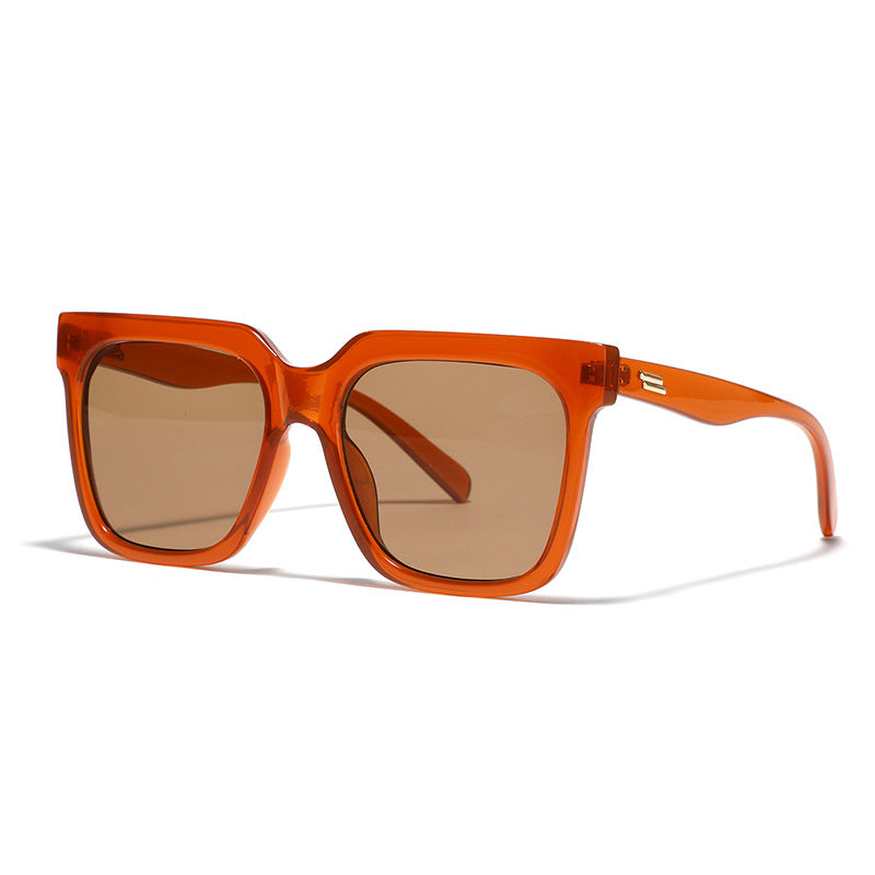 Dame firkantet solbrille med elegant skjoldpadde-design Skanto