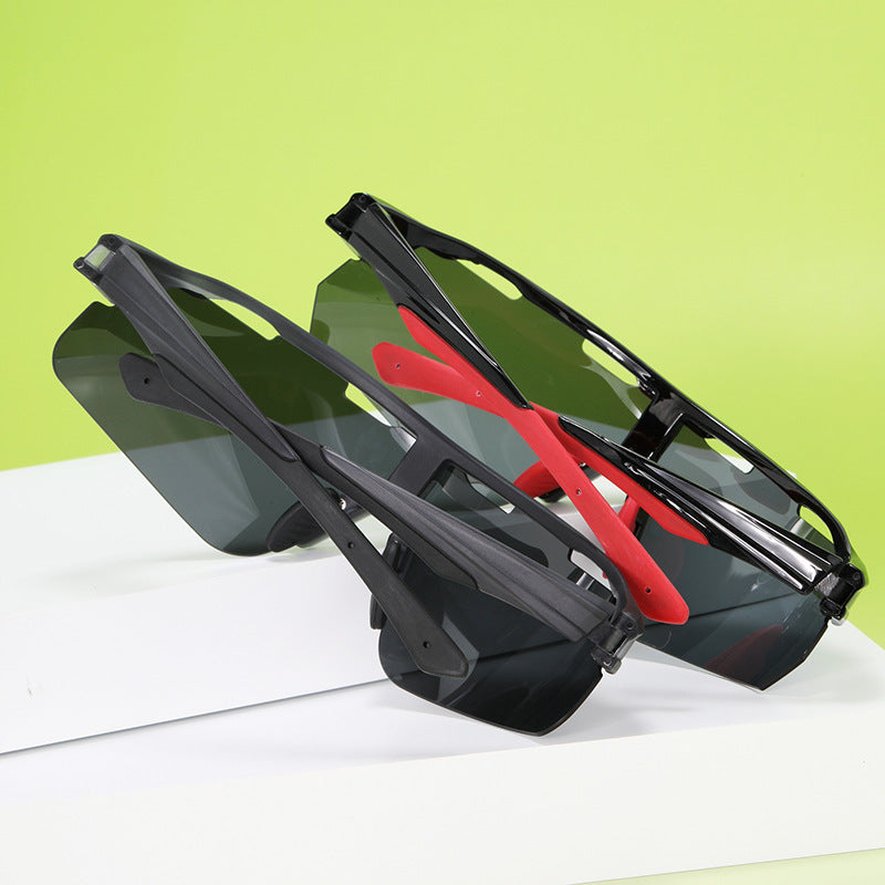 Dame sport solbrille med ergonomisk ramme og høy grad av UV-beskyttelse Skanto