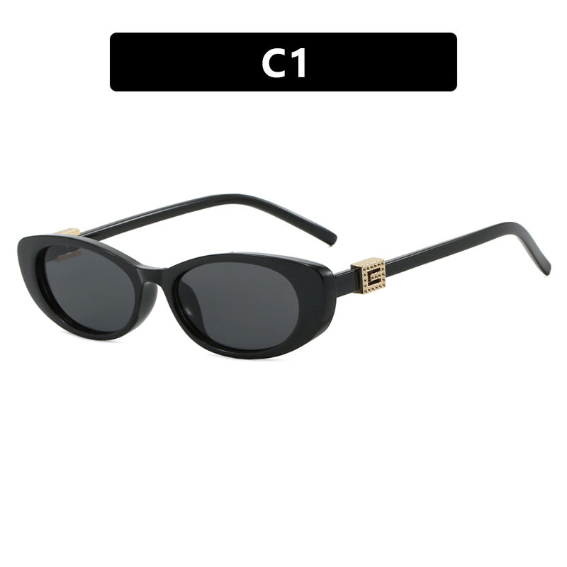 Women's Elegant Cat-Eye Sunglasses with Fine Accents Skanto