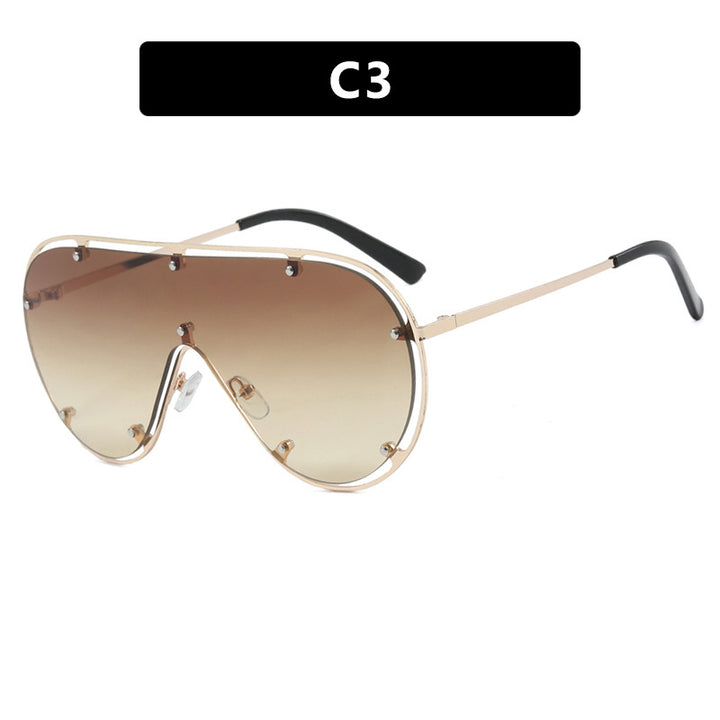 Women's Fashionable Oversized Sunglasses in Stylish Retro Design Skanto