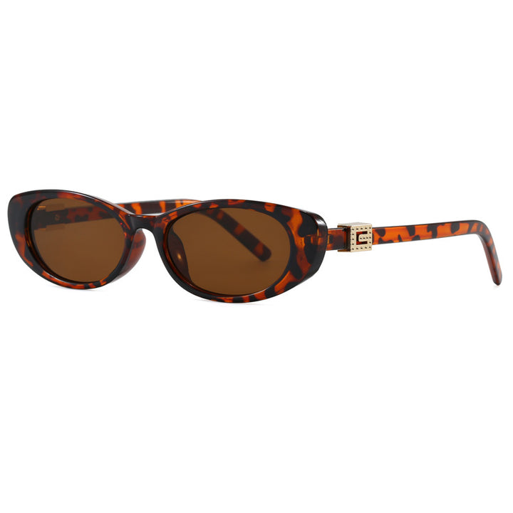 Women's Cat-Eye Sunglasses with Stylish Frame and Luxurious Details Skanto