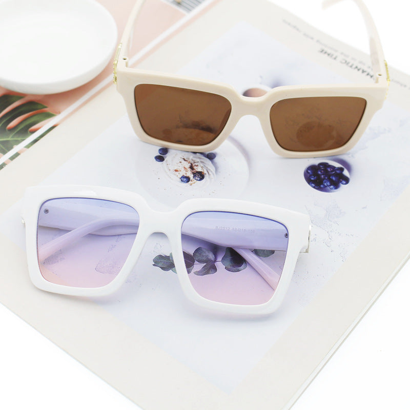 Dame trendy firkantet solbrille med høyverdig UV-beskytter teknologi Skanto