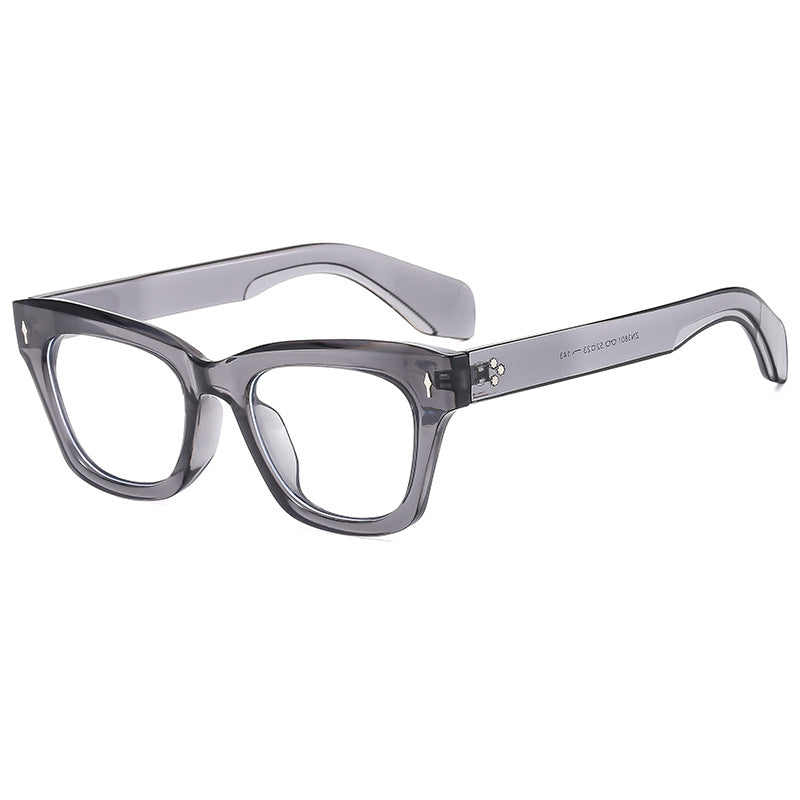 Damer Cat-Eye solbrille med moderne, transparent ramme og UV-beskyttelse Skanto