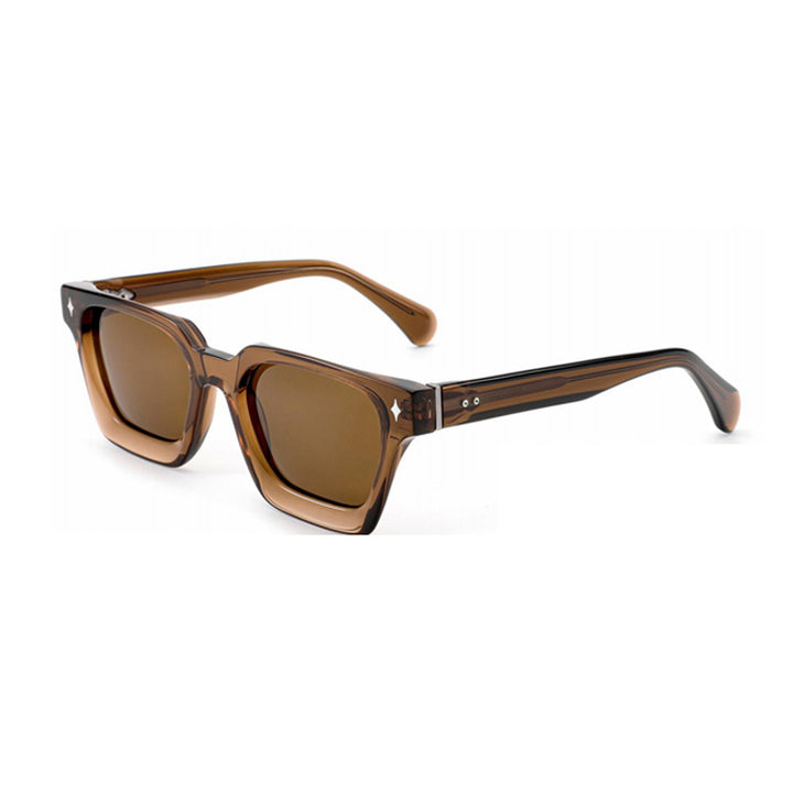 Dame solbrille i moderne design med bred ramme og høyverdig UV-beskyttelse Skanto