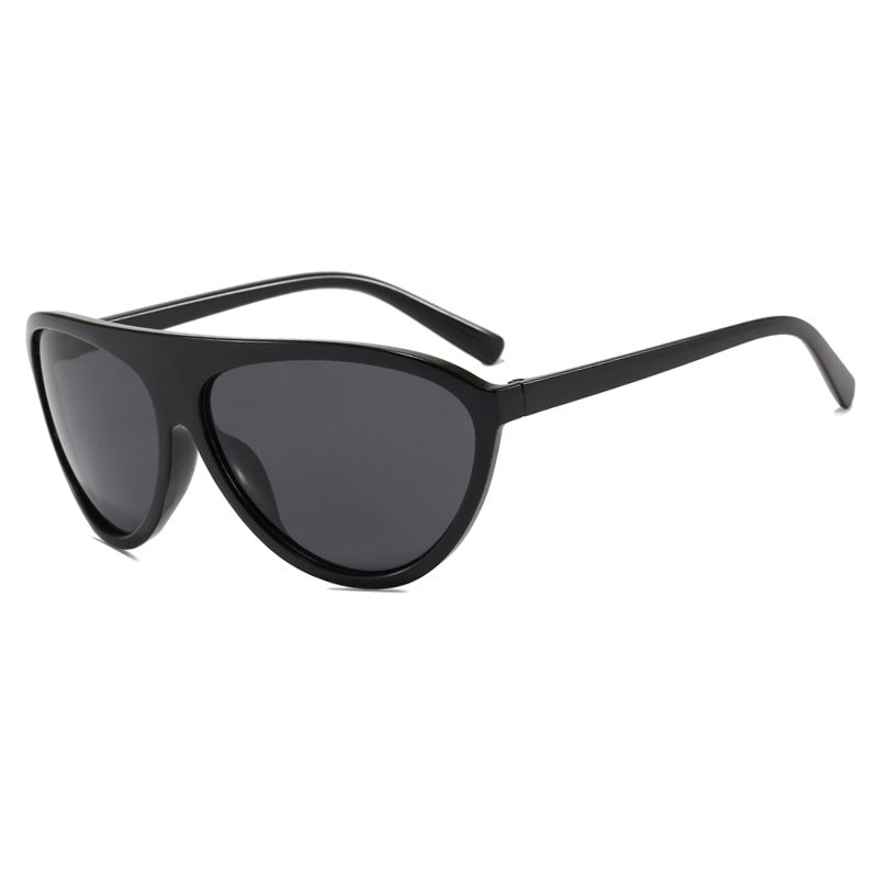 Women's Sporty Sunglasses with Modern Protective Design Skanto