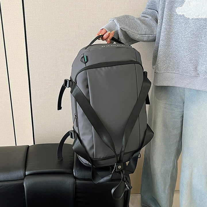 Sportslig Duffelbag med justerbart bære system for aktive livsstiler Skanto