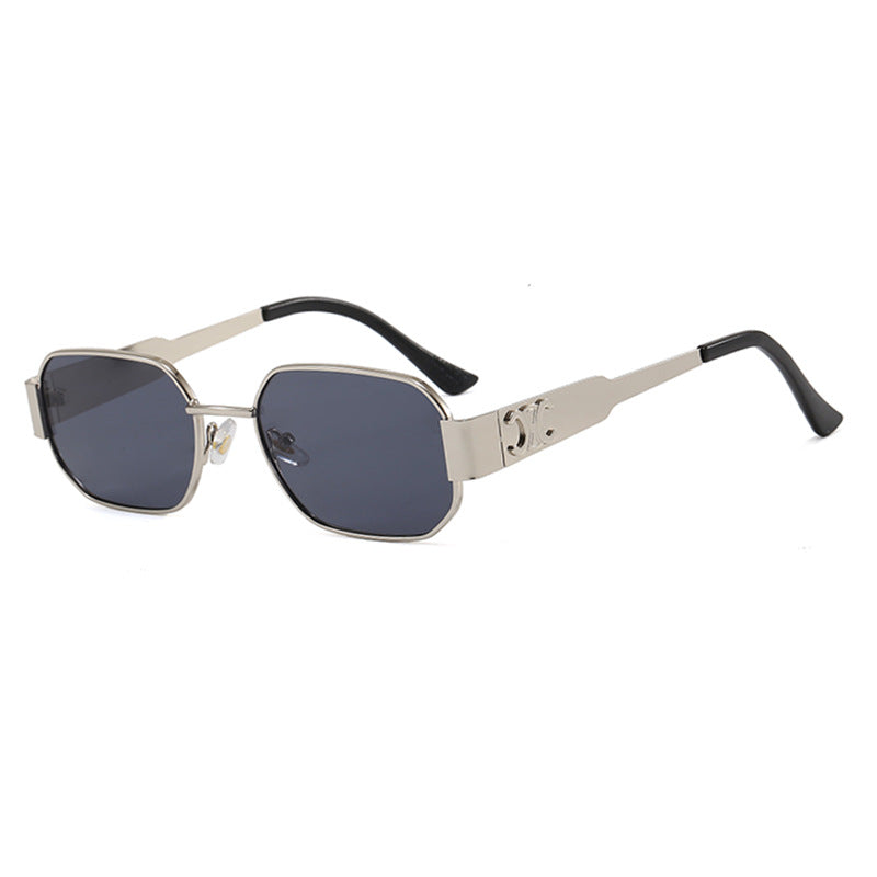 Women's geometric sunglasses in modern design with polarized lenses Skanto