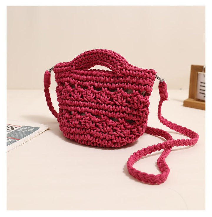 Handmade macrame shoulder bag with unique design Skanto
