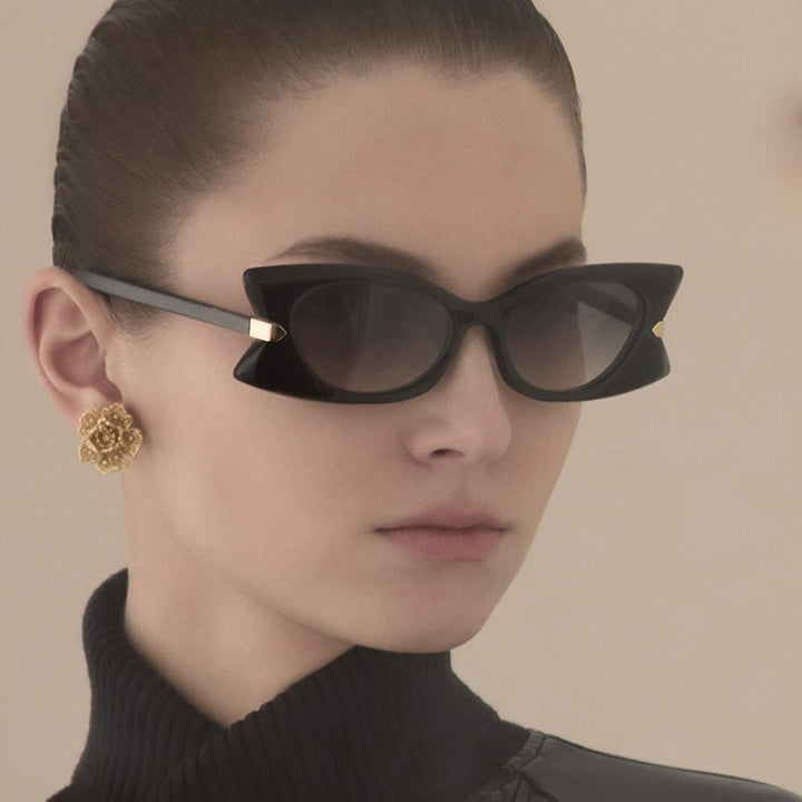 Women's Cat-Eye Sunglasses with Stylish Metal Detail and UV Protection Skanto