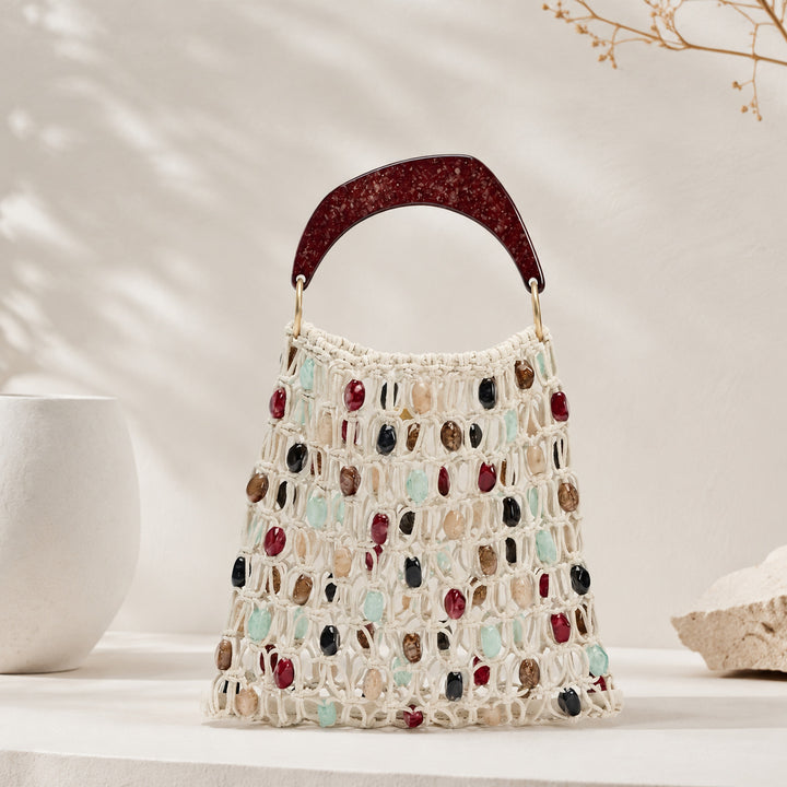 Håndlaget designer skulderveske med unike steindetaljer Skanto