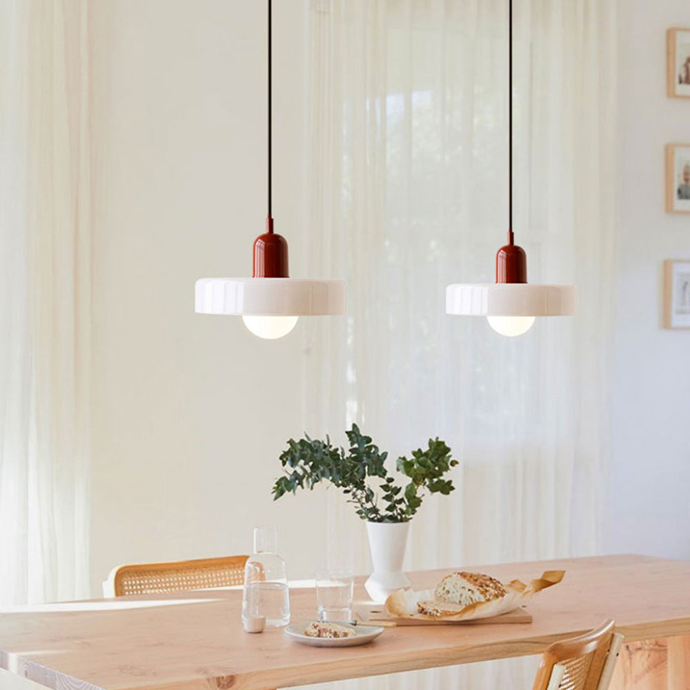 Skanto | Pendellampe laget av farget glass | Elegant hengelampe i Bauhaus-stil | Designlampe for stue og spisestue
