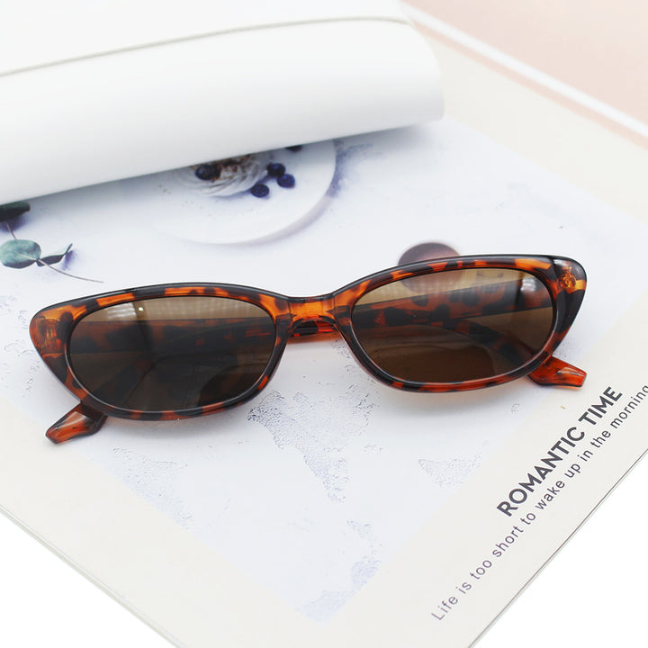 Dame Cat-Eye solbriller med eksklusiv design Skanto