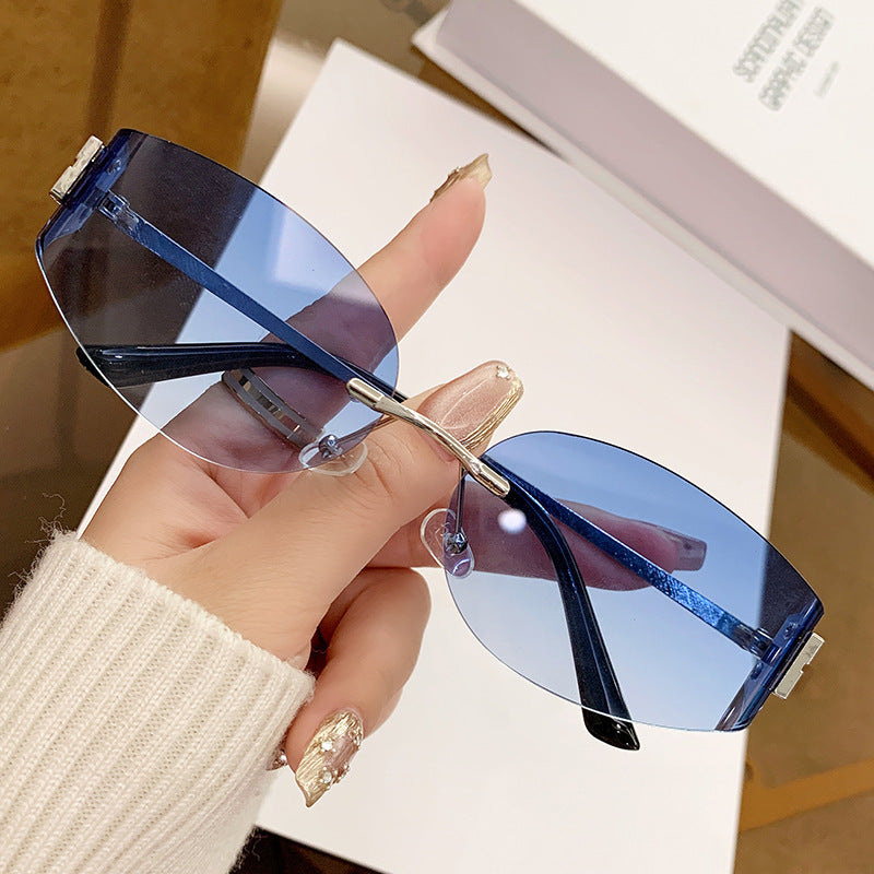 Women's sporty pilot sunglasses with protective UV filter and flexible frame Skanto