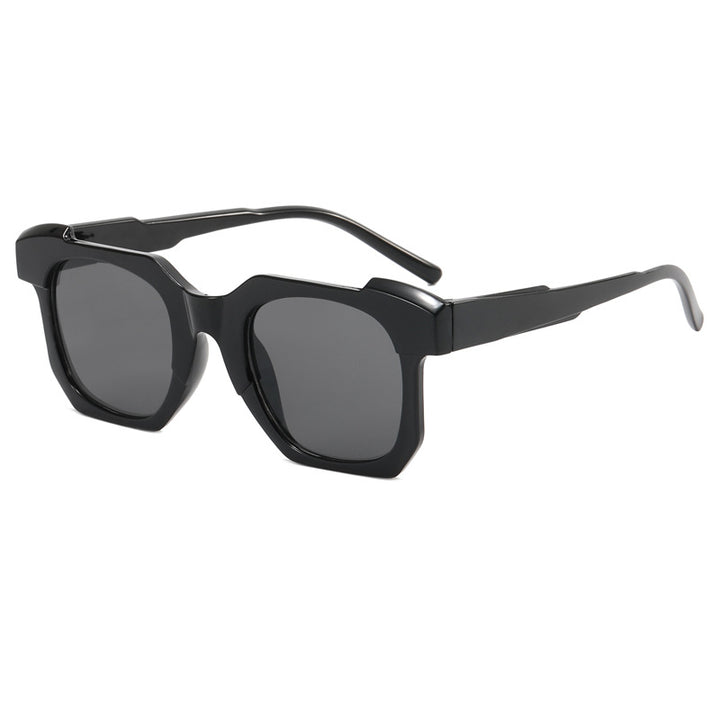 Dame moteriktig solbrille i innovativt heksagon-design Skanto