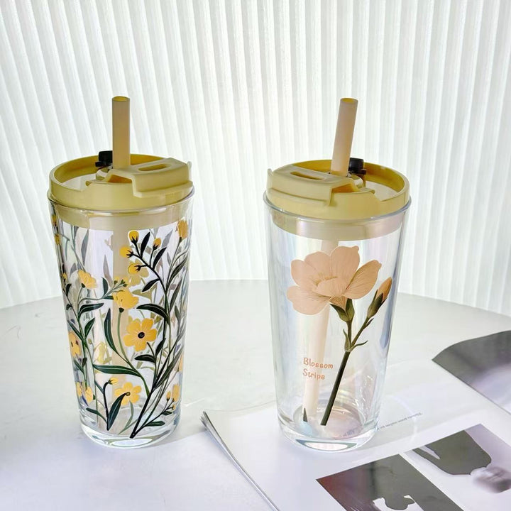 Dame drikkebeger med praktisk silikonskall og dekorative blomsterdesign Skanto