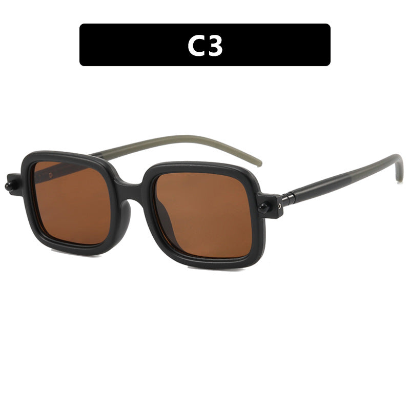 Women's square sunglasses with eye-catching and modern design Skanto