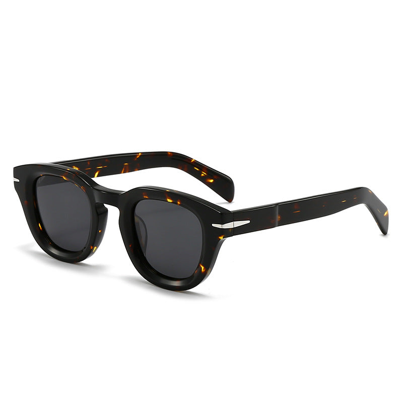 Dame Designer solbrille med markant bærekomfort og UV-beskyttelse Skanto