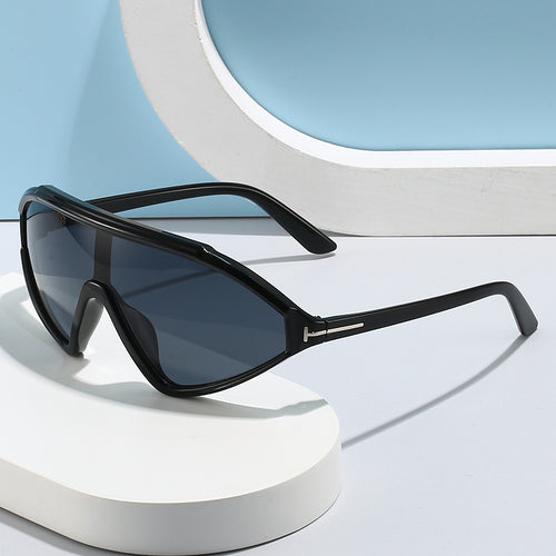 Dame sporty solbriller med ergonomisk full rammedesign Skanto