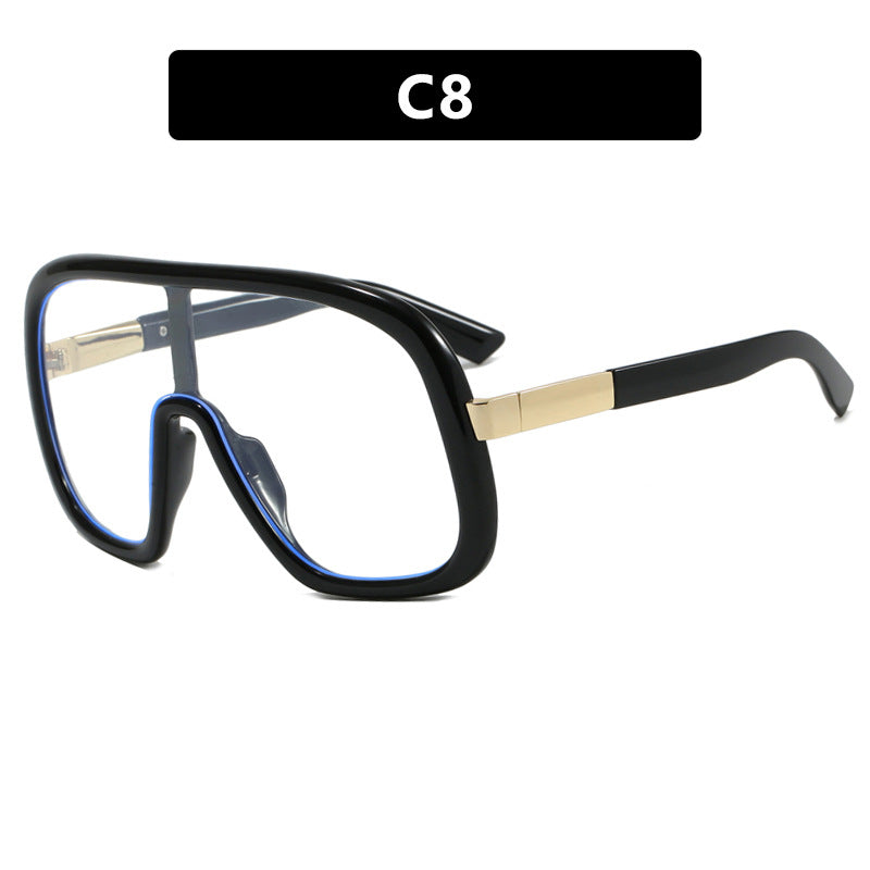 Women's oversized sunglasses in elegant retro design Skanto