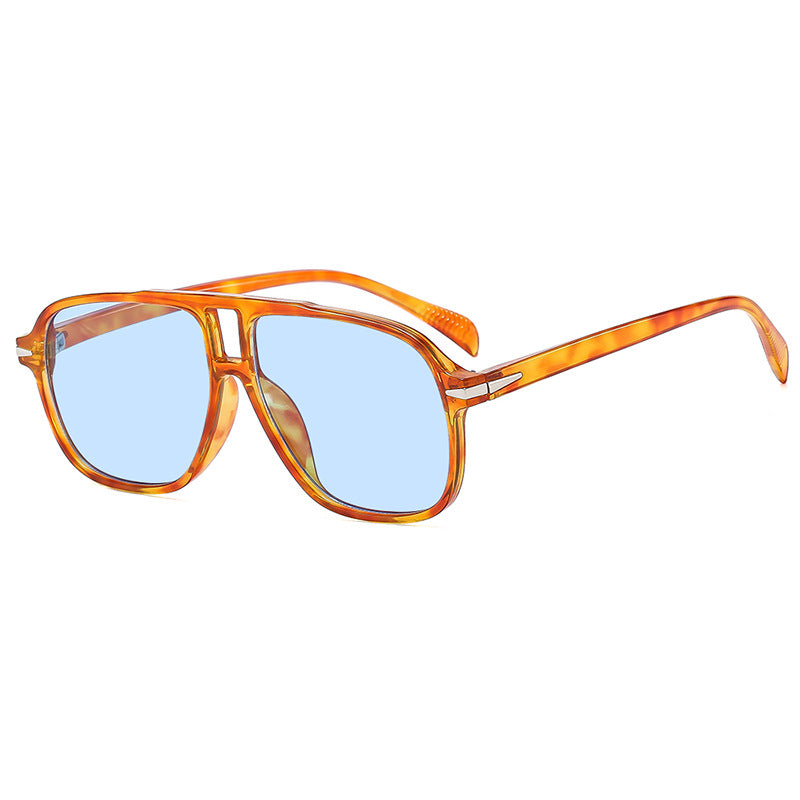 Women's oversized sunglasses with mod design and protective UV filter Skanto