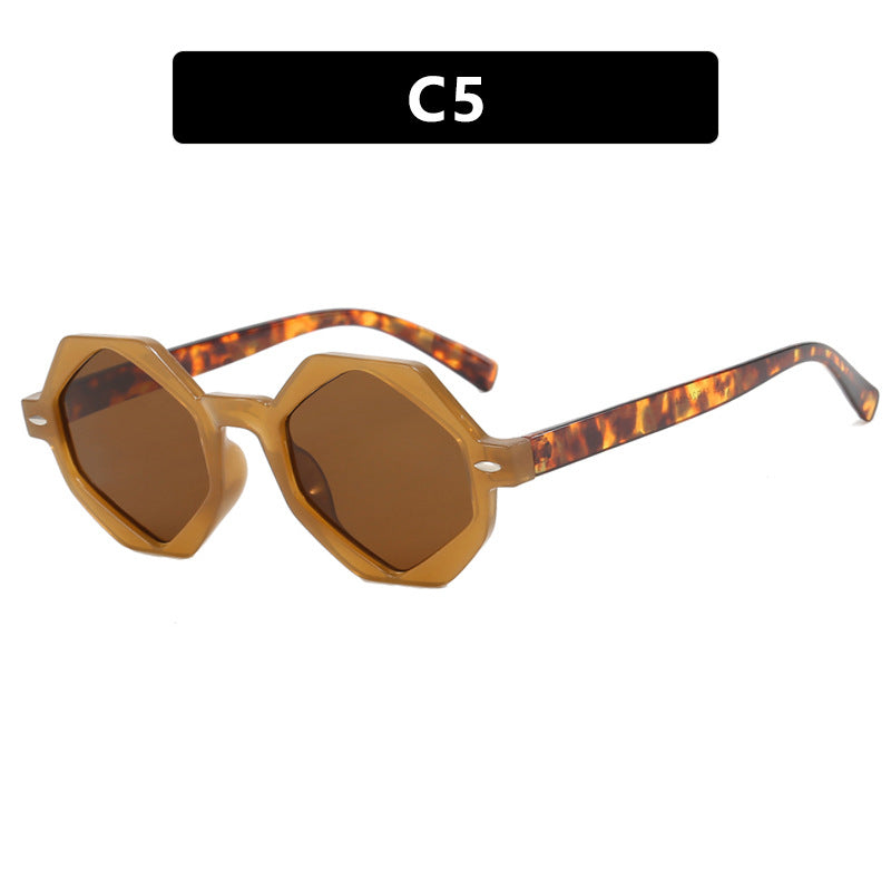 Dame trendig solbrille i moderne åttkant-design Skanto