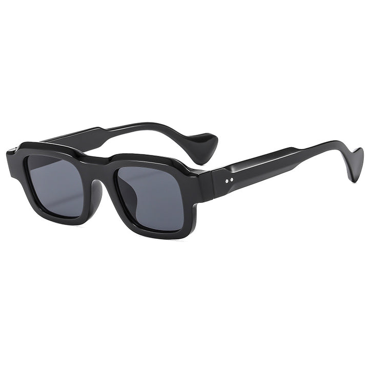 Dame trendy firkantet solbrille med ergonomisk design Skanto
