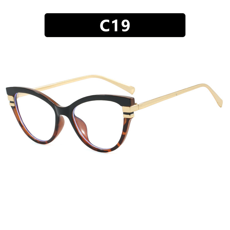 Damer Cat-Eye solbrille med elegante metallakenter Skanto