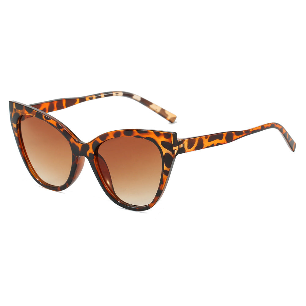 Dame Cat-Eye solbriller med UV-beskyttelse og moderne ramme Skanto