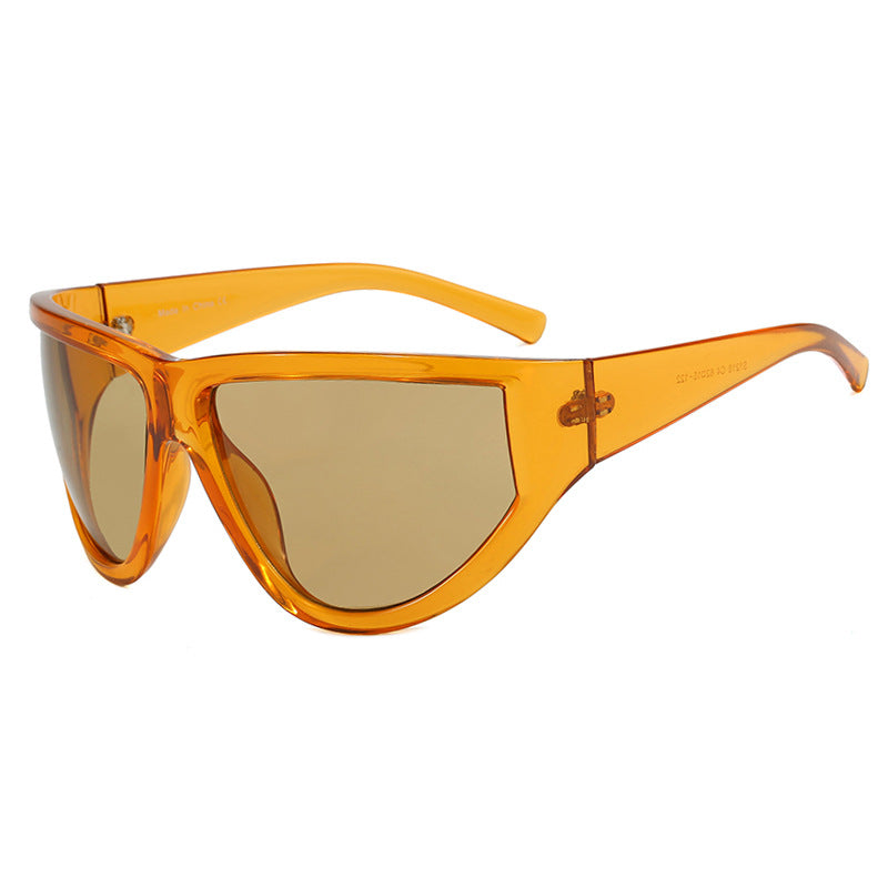 Women's futuristic sunglasses with sporty design and flexible lenses Skanto